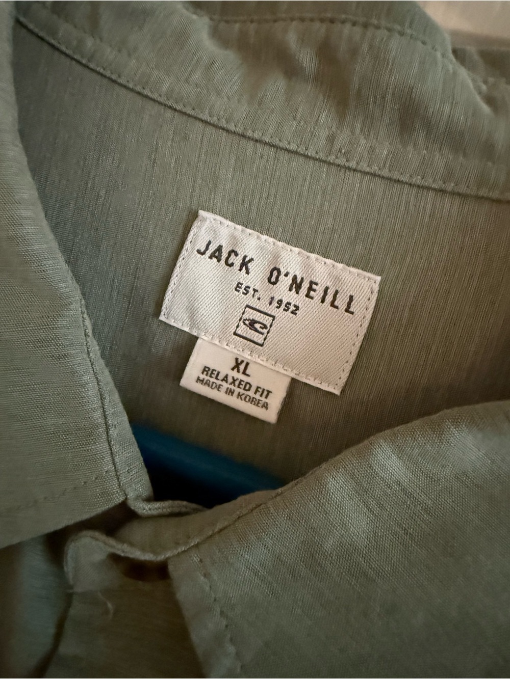 O'Neill Men's Short-Sleeve Button-Down Shirt in Sage Green - Picture 2 of 4